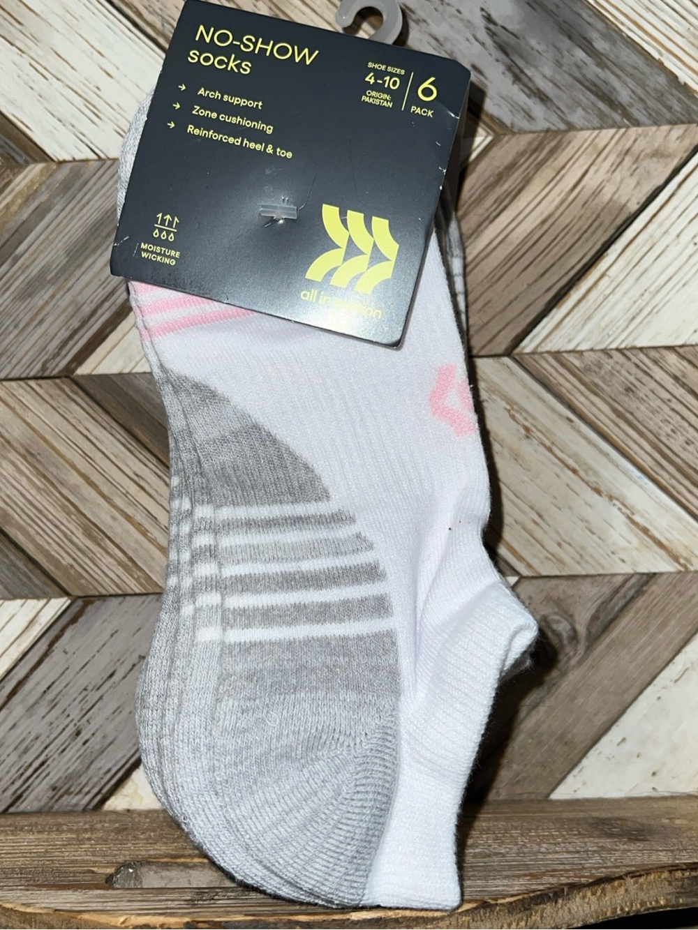 Women’s 6pk Cushioned Performance Striped No-show Socks - Size 4-10 NWT